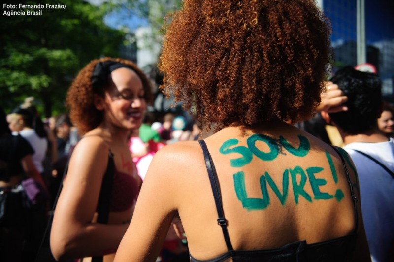 Imagem Ilustrando a Notícia: Mulheres negras tratam de racismo no Brasil