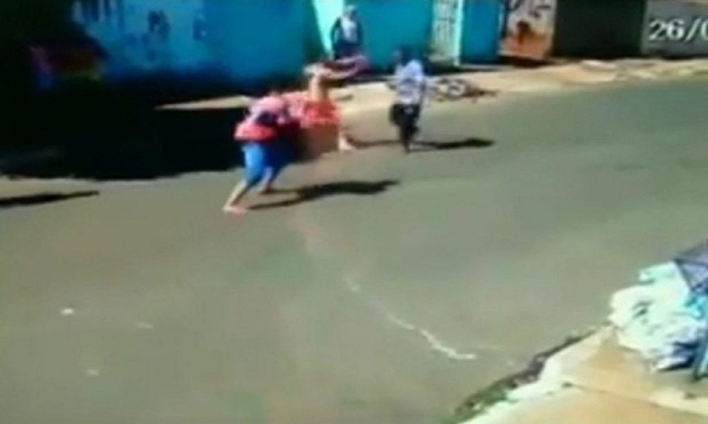 Imagem Ilustrando a Notícia: Homem morre após ser esfaqueado em briga de vizinhos, em Rio Verde