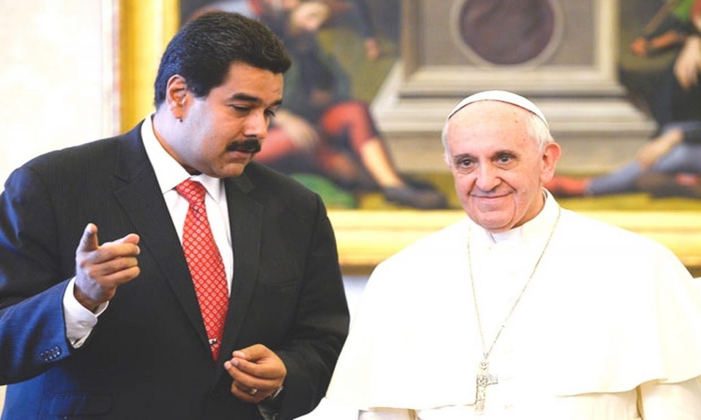 Imagem Ilustrando a Notícia: Maduro cita papa e pede que Congresso avalie casamento homoafetivo