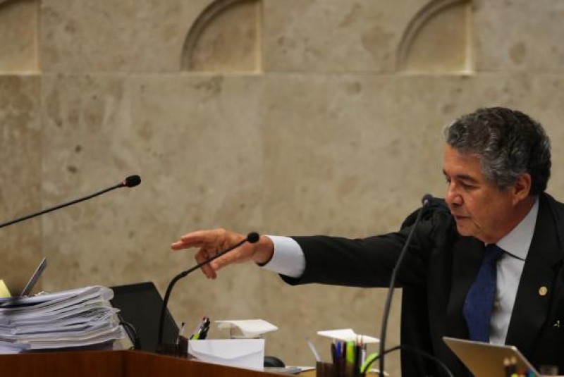 Imagem Ilustrando a Notícia: Relator vota para manter decisão que afastou Renan Calheiros da presidência