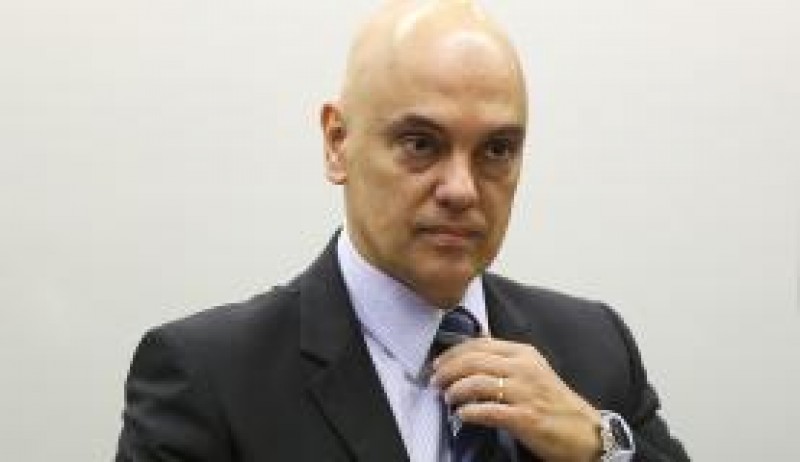 Imagem Ilustrando a Notícia: Decisão do STF sobre impeachment de Temer sai até próxima semana, diz Moraes