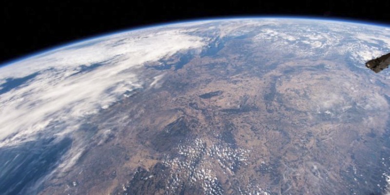 Imagem Ilustrando a Notícia: Missão Platão: Terra ‘fora do sistema solar’