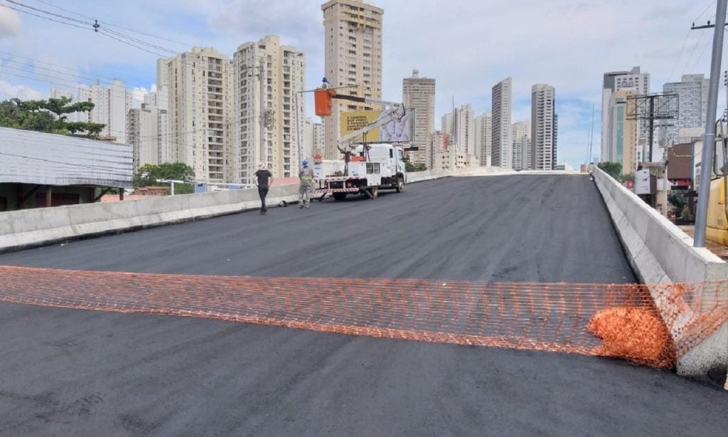 Imagem Ilustrando a Notícia: Prefeitura de Goiânia inaugura viaduto da Jamel Cecílio e trecho  Leste-Oeste nesta terça-feira (22)
