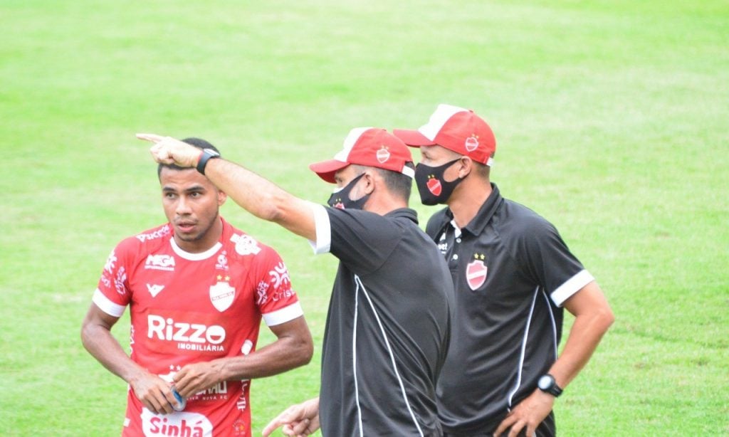 Imagem Ilustrando a Notícia: Dudu espera por jogo duro contra o Juventude na Copa do Brasil