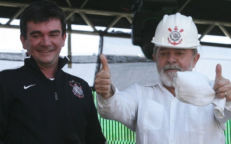 Imagem Ilustrando a Notícia: Patriarca da Odebrecht revela que Arena Corinthians foi presente para Lula