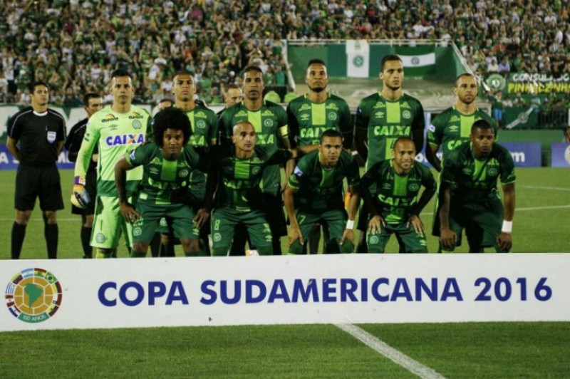 Imagem Ilustrando a Notícia: Clubes de São Paulo vão emprestar, sem ônus, jogadores para a Chapecoense
