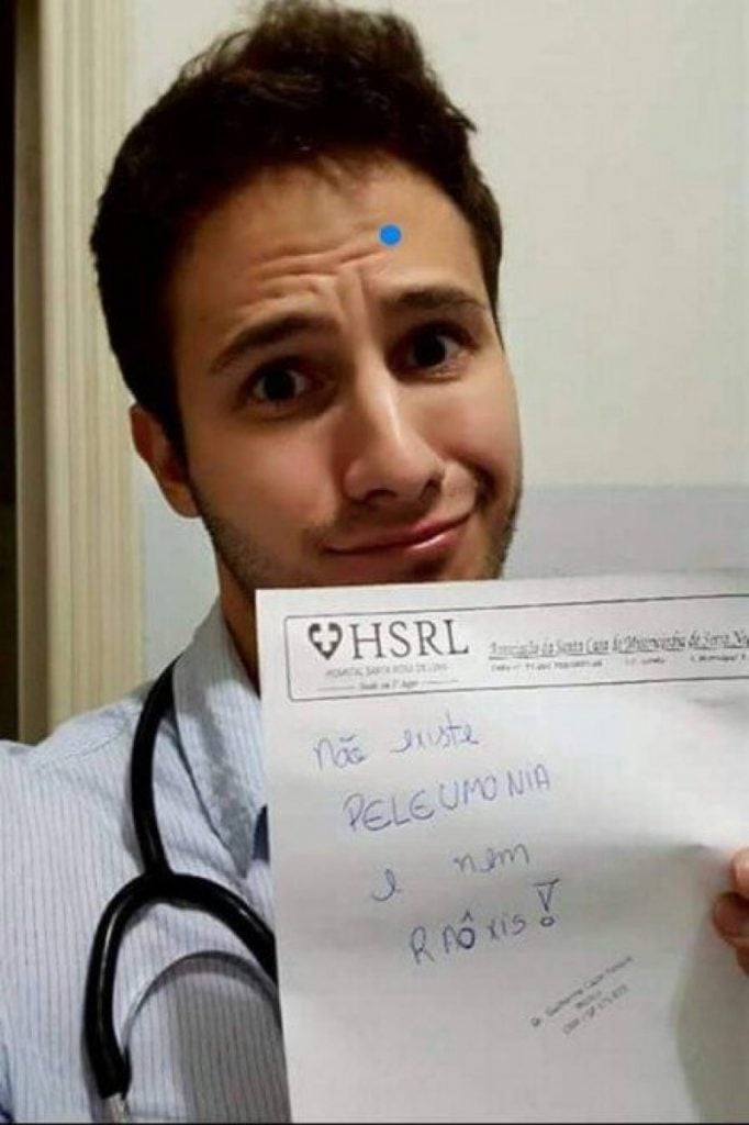 Imagem Ilustrando a Notícia: Médico se diz arrependido de zombar do paciente