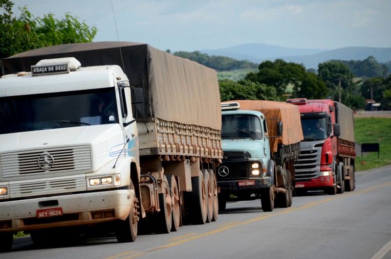Imagem Ilustrando a Notícia: Trechos de rodovias estaduais terão tráfego restrito de veículos pesados
