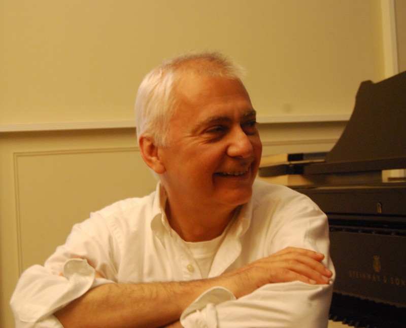 Imagem Ilustrando a Notícia: ‘Concertos em Goiânia’   recebe Jean-Louis Steuerman