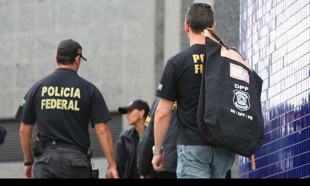 Imagem Ilustrando a Notícia: Operação da Lava Jato prende doleiro no Rio