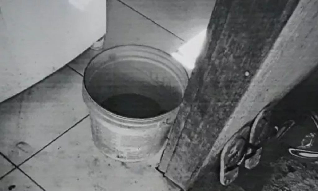 Imagem Ilustrando a Notícia: Bebê de um ano morre afogado em balde com água em Formosa