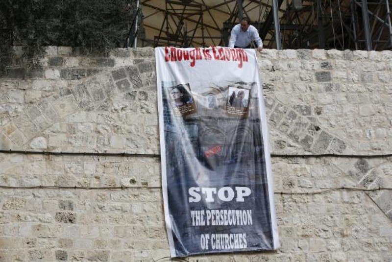 Imagem Ilustrando a Notícia: Igrejas fecham Santo Sepulcro em protesto