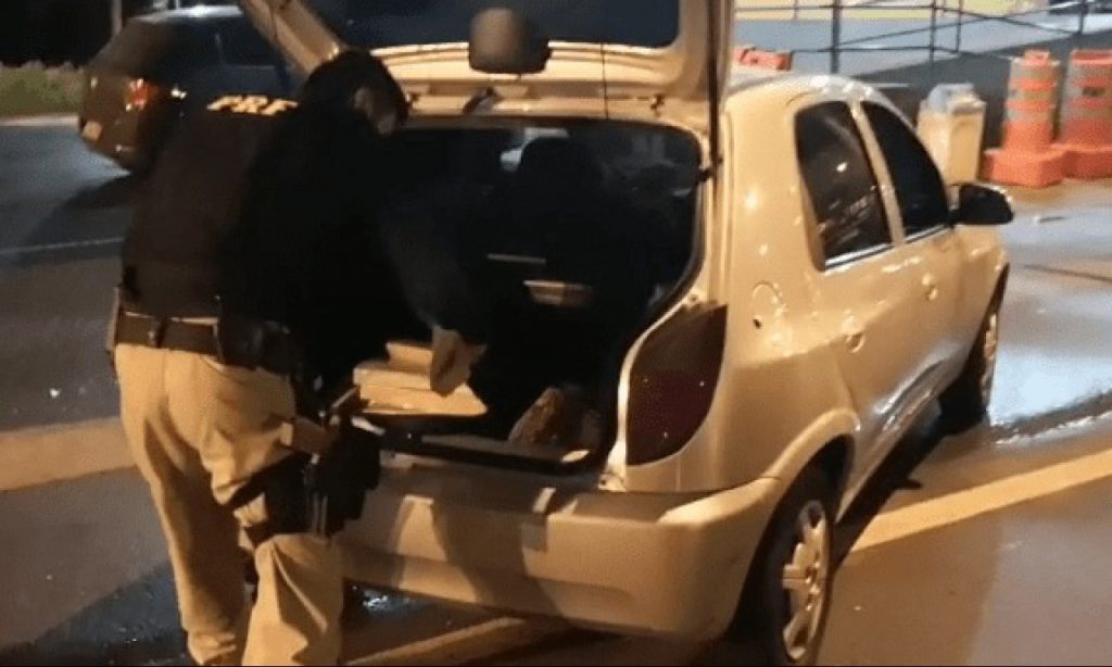 Imagem Ilustrando a Notícia: Motorista de aplicativo é baleado ao reagir a tentativa de assalto