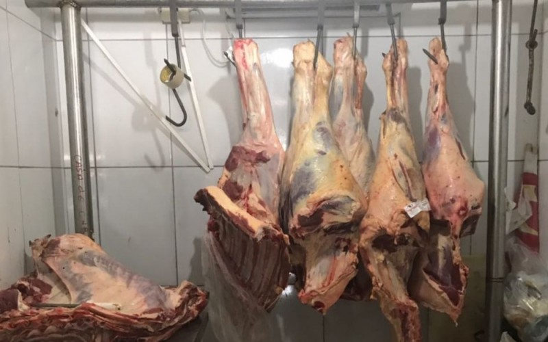 Imagem Ilustrando a Notícia: Operação apreende 11 toneladas de carne imprópria para consumo