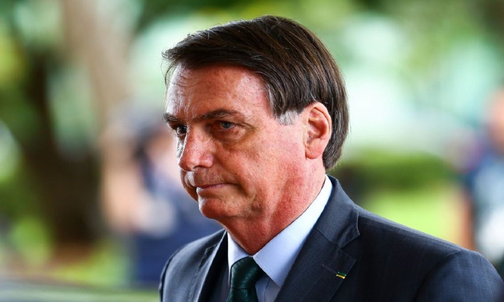 Imagem Ilustrando a Notícia: Presidente Bolsonaro coordena reunião ministerial no Palácio da Alvorada