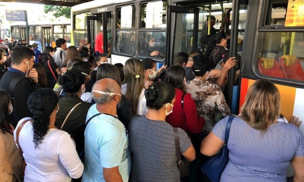 Imagem Ilustrando a Notícia: Alego instaura CPI para investigar transporte público da Região Metropolitana de Goiânia