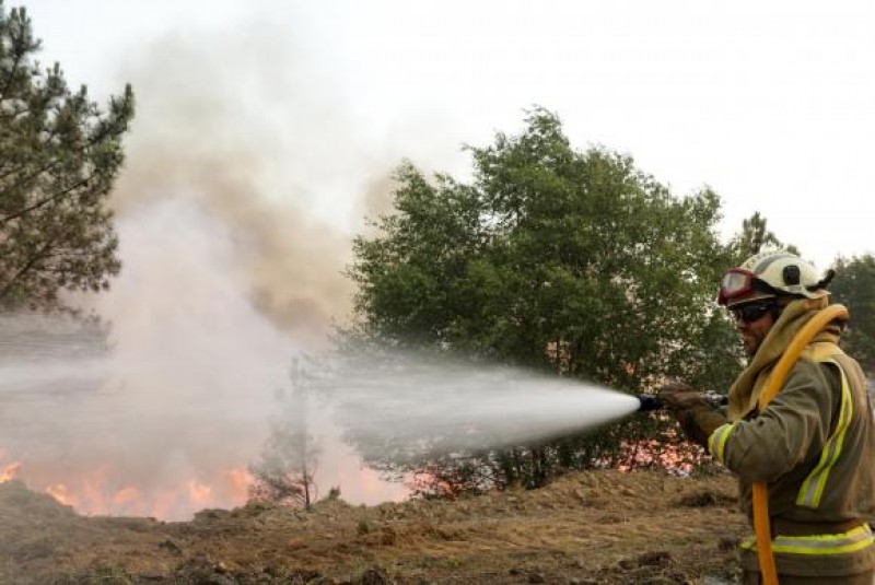 Imagem Ilustrando a Notícia: Autoridades portuguesas declaram extinto incêndio de Góis