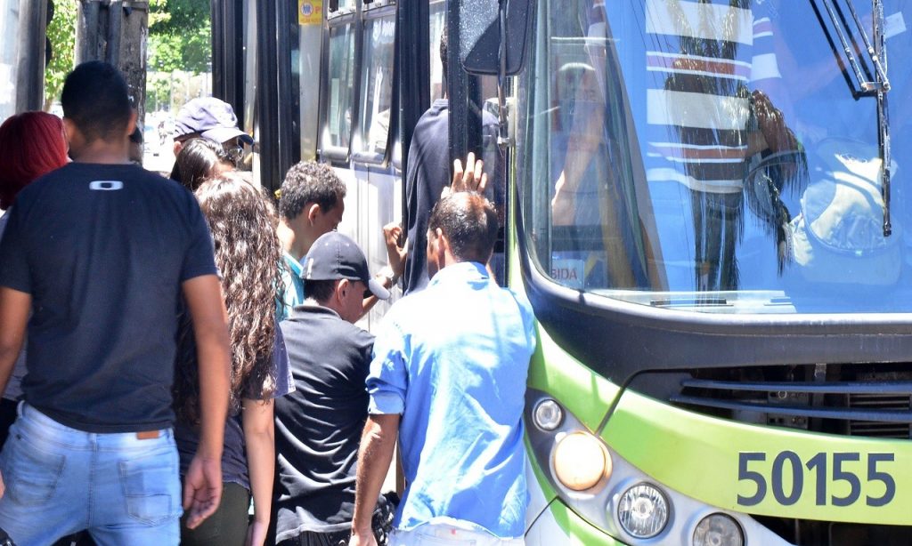 Imagem Ilustrando a Notícia: MP-GO quer antecipar as discussões de reajuste do transporte de Goiânia e região