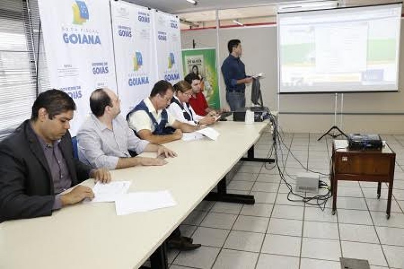 Imagem Ilustrando a Notícia: Moradores de 11 municípios são sorteados na Nota Goiana