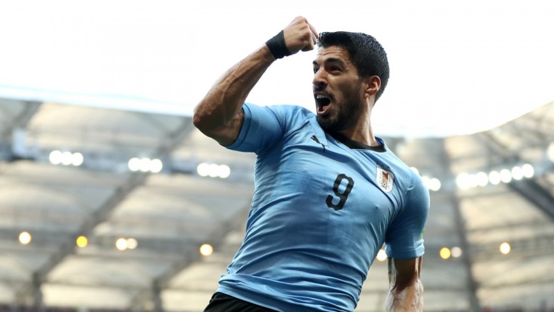Imagem Ilustrando a Notícia: Uruguai vence a Arábia Saudita e se classifica para as oitavas