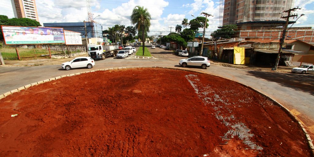 Imagem Ilustrando a Notícia: Seinfra pretende construir 350 estruturas para diminuir impermeabilização do solo