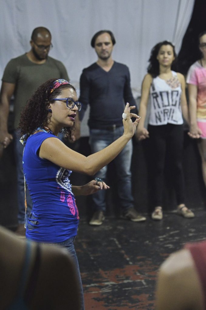 Imagem Ilustrando a Notícia: Professora do Basileu França representa Goiás em festival na Patagônia