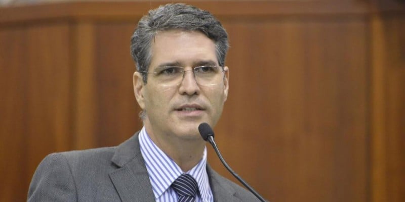 Imagem Ilustrando a Notícia: Goiás cria comissões para fiscalizar materiais escolares