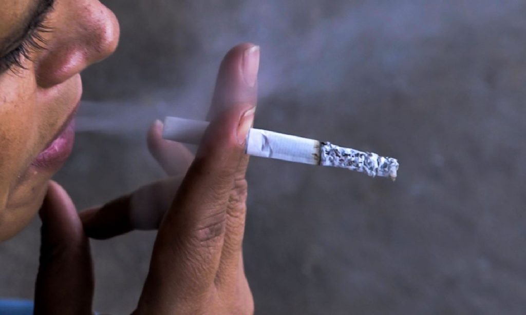 Imagem Ilustrando a Notícia: OMS lança campanha para ajudar fumantes a deixar o hábito