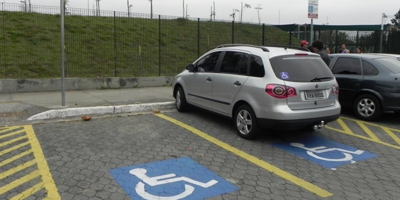 Imagem Ilustrando a Notícia: Prazo para motoristas com deficiência pedirem isenção cai