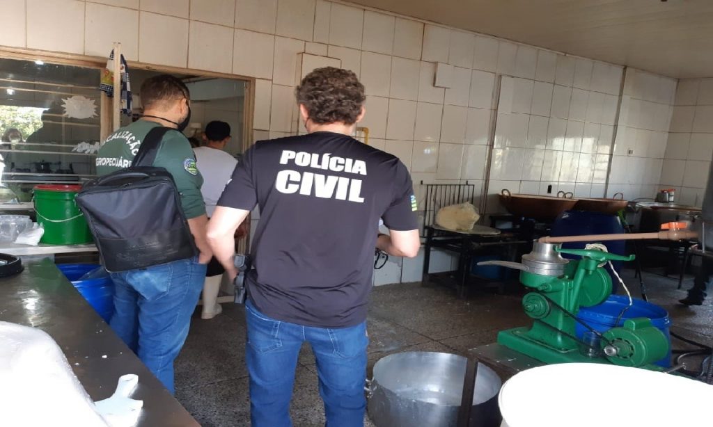Imagem Ilustrando a Notícia: PC realiza operação contra laticínio clandestino em Terezópolis de Goiás