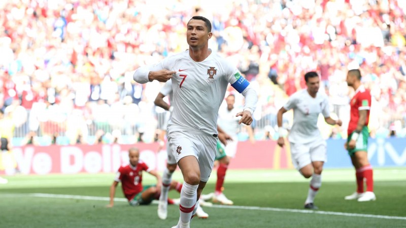 Imagem Ilustrando a Notícia: Cristiano Ronaldo se destaca e Portugal vence Marrocos