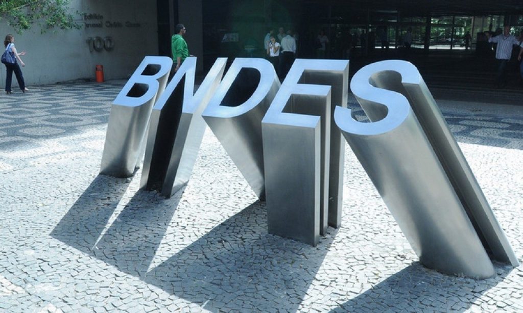 Imagem Ilustrando a Notícia: BNDES cria programa para apoio a pequenas e médias empresas