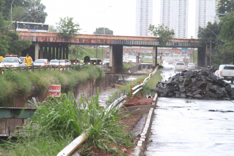 Imagem Ilustrando a Notícia: Goiânia está sem infraestrutura para chuvas; períodos problemáticos