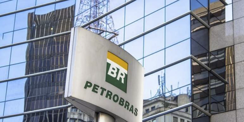 Imagem Ilustrando a Notícia: Petrobras paga 2ª parcela de acordo para fechar ação coletiva
