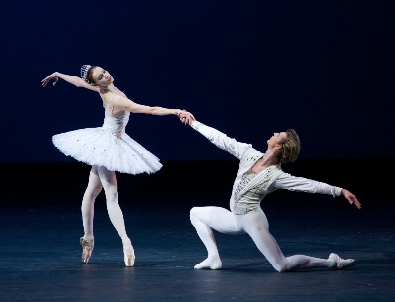Imagem Ilustrando a Notícia: Bailarinos goianos se destacam em concurso na Rússia