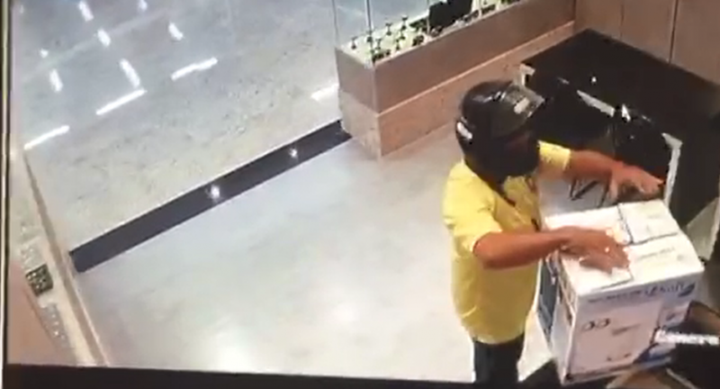 Imagem Ilustrando a Notícia: Joalheria em shopping do Setor Aeroporto é assaltada em Goiânia