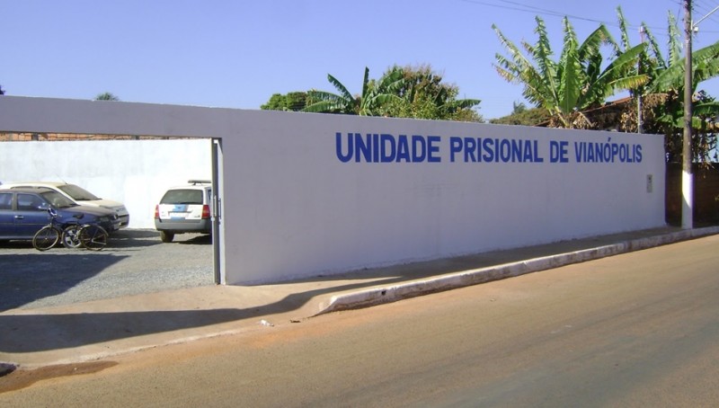 Imagem Ilustrando a Notícia: Detentos fogem de Unidade Prisional de Vianópolis