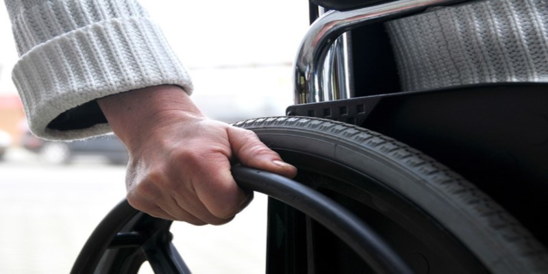 Imagem Ilustrando a Notícia: Projeto quer isentar imposto na compra de cadeira de rodas