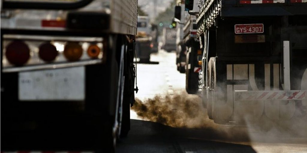 Imagem Ilustrando a Notícia: Doze governadores comprometem-se com redução da emissão de gases