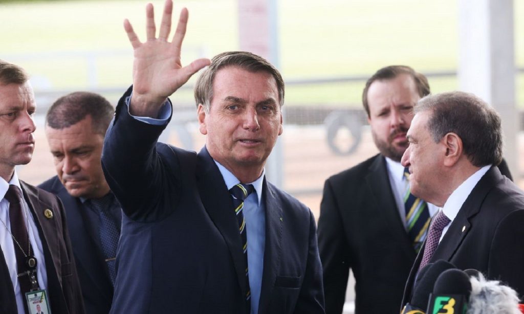 Imagem Ilustrando a Notícia: Bolsonaro descarta incluir mais partipantes no Conselho da Amazônia