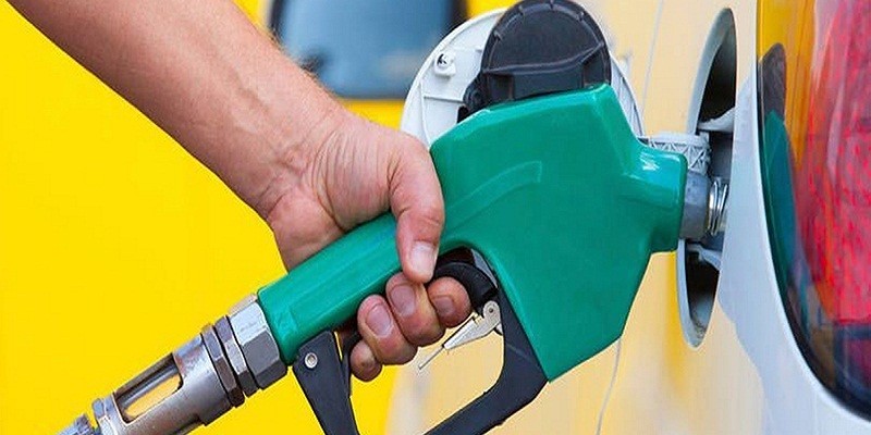 Imagem Ilustrando a Notícia: Preço do combustível cai em Goiás