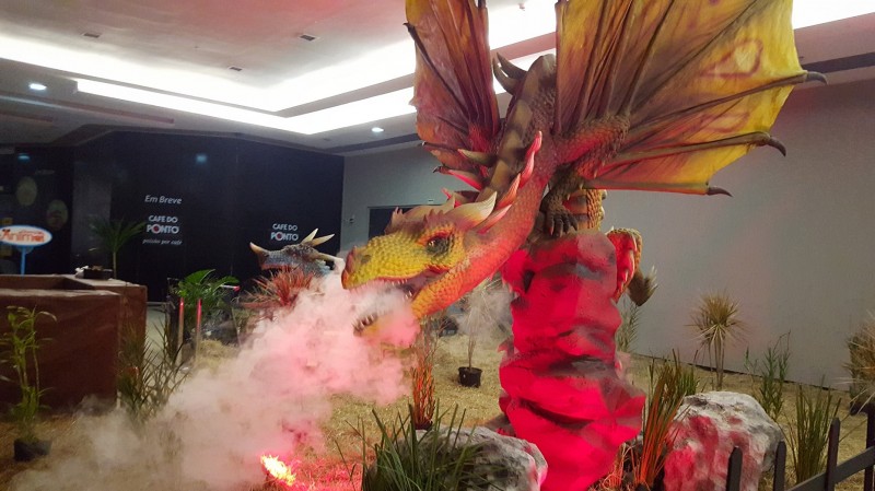 Imagem Ilustrando a Notícia: Shopping apresenta exposição internacional de dragões