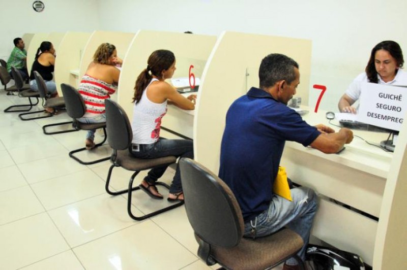 Imagem Ilustrando a Notícia: Sine Goiânia oferece 214 vagas de emprego nesta segunda-feira