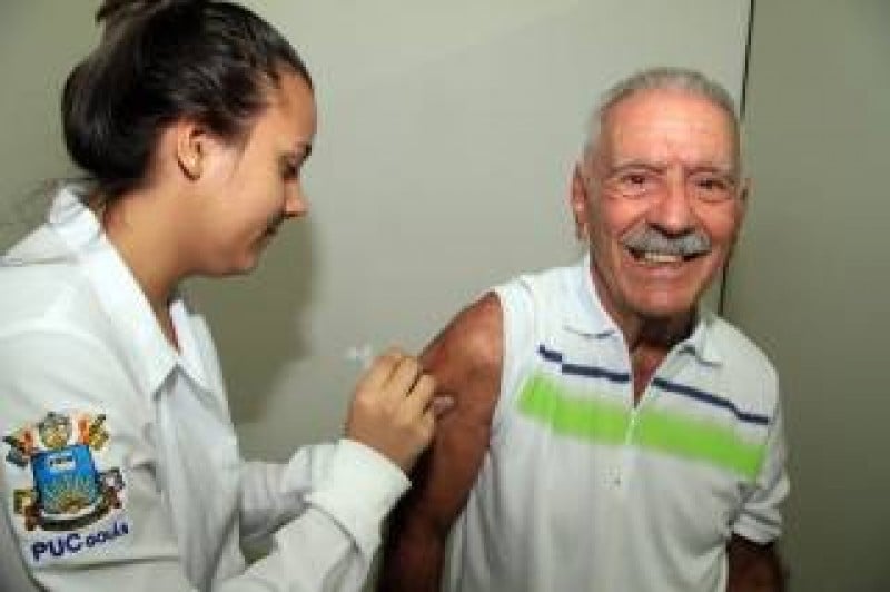 Imagem Ilustrando a Notícia: Mais de 1 milhão deve se vacinar contra H1N1, em GO