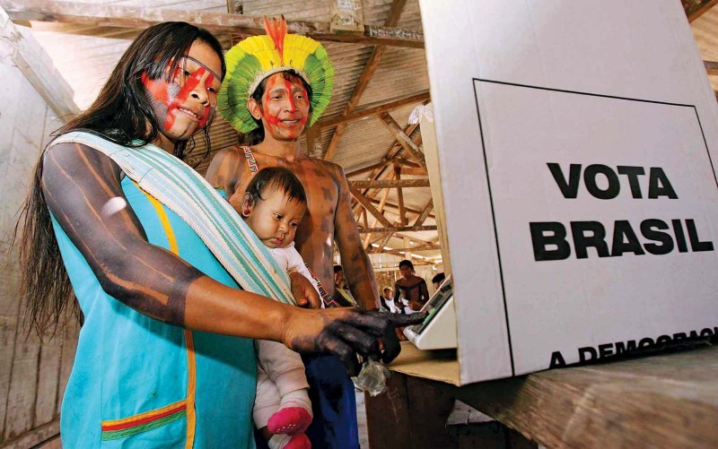 Imagem Ilustrando a Notícia: Moradores de comunidades indígenas têm dificuldades para votar