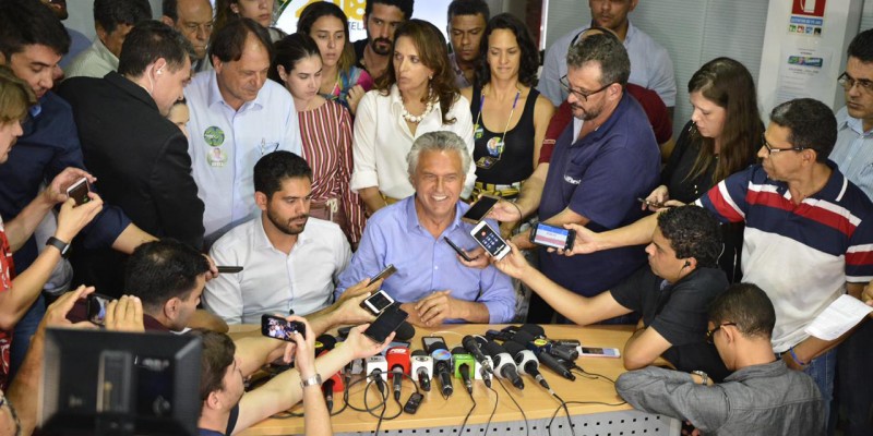 Imagem Ilustrando a Notícia: Caiado é eleito governador de Goiás no 1º turno