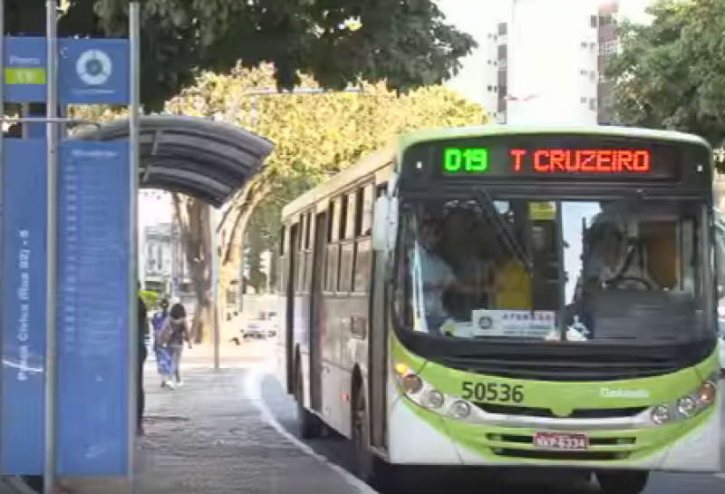 Imagem Ilustrando a Notícia: Cinco linhas de ônibus de Goiânia serão alteradas a partir de hoje