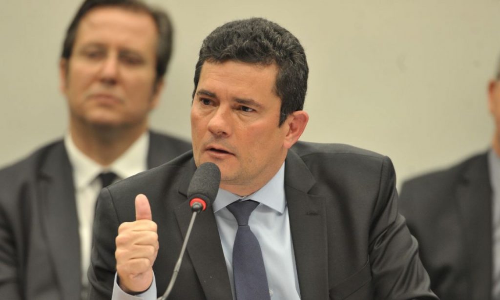 Imagem Ilustrando a Notícia: Em audiência conturbada, deputados pedem esclarecimentos a Sergio Moro