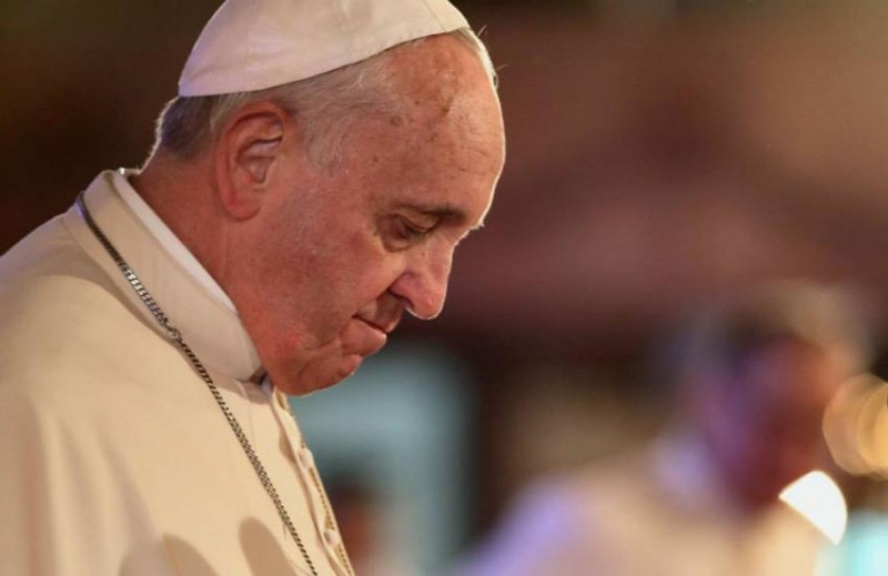 Imagem Ilustrando a Notícia: Papa Francisco visita  memorial do genocídio