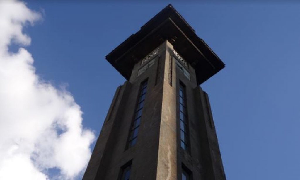 Imagem Ilustrando a Notícia: Obras de restauração da Torre do Relógio começaram nesta segunda-feira (31)